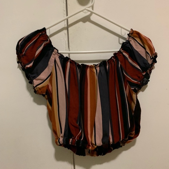 Striped off the shoulder cropped top - Picture 3 of 3